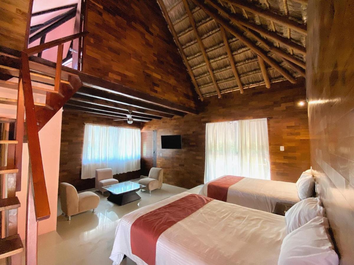 Nubes Hotel 4*