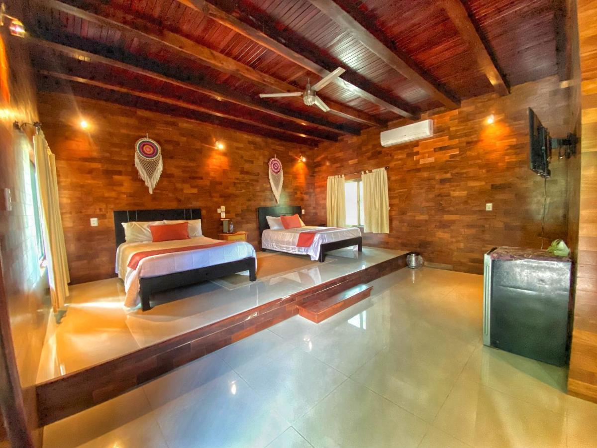 Nubes Hotel